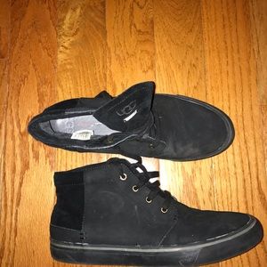 UGG men’s high top waterproof sneaker 8.5